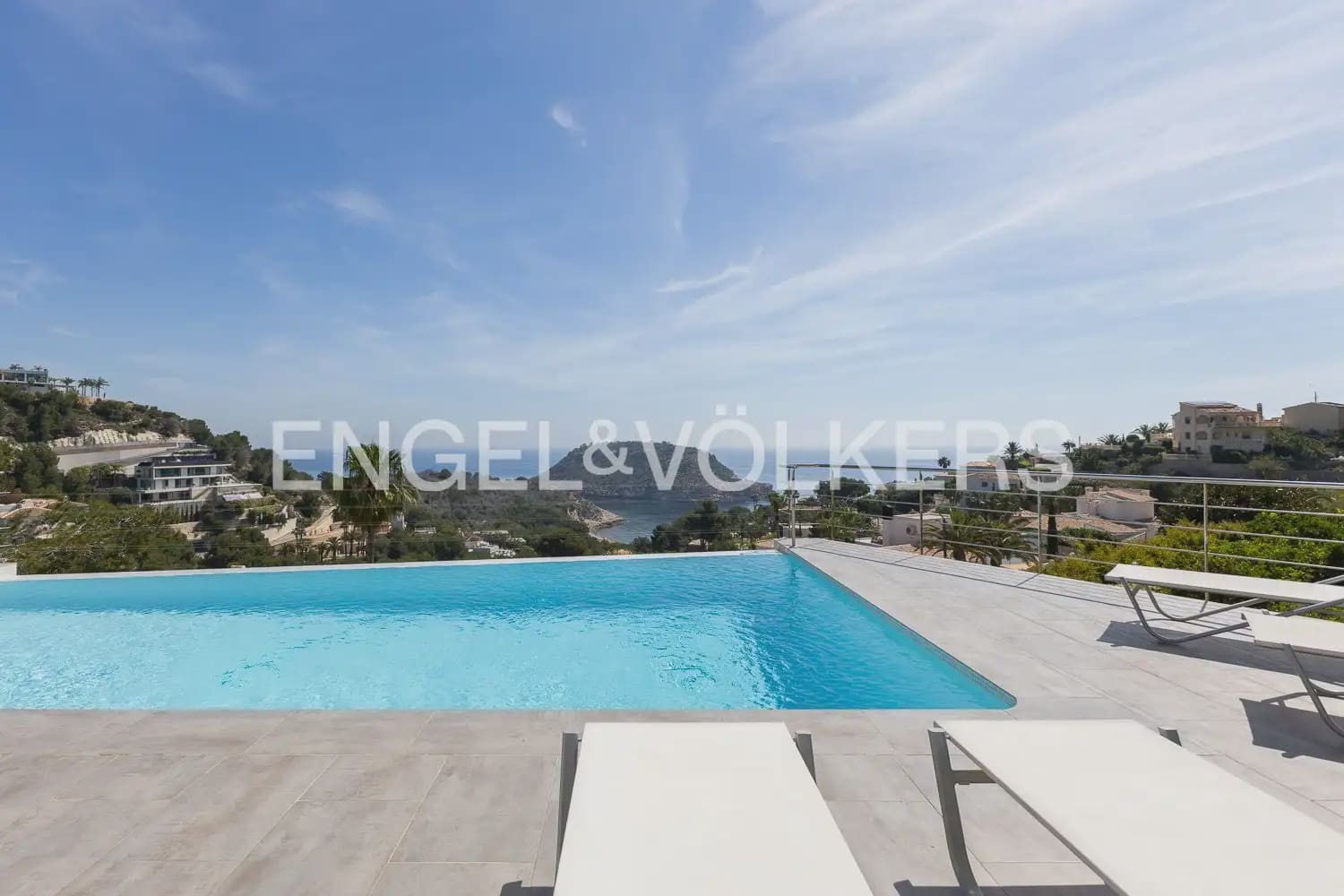 5 bedroom Villa for sale in Javea / Xabia with pool garage - € 2,499,000 (Ref: 9898036)