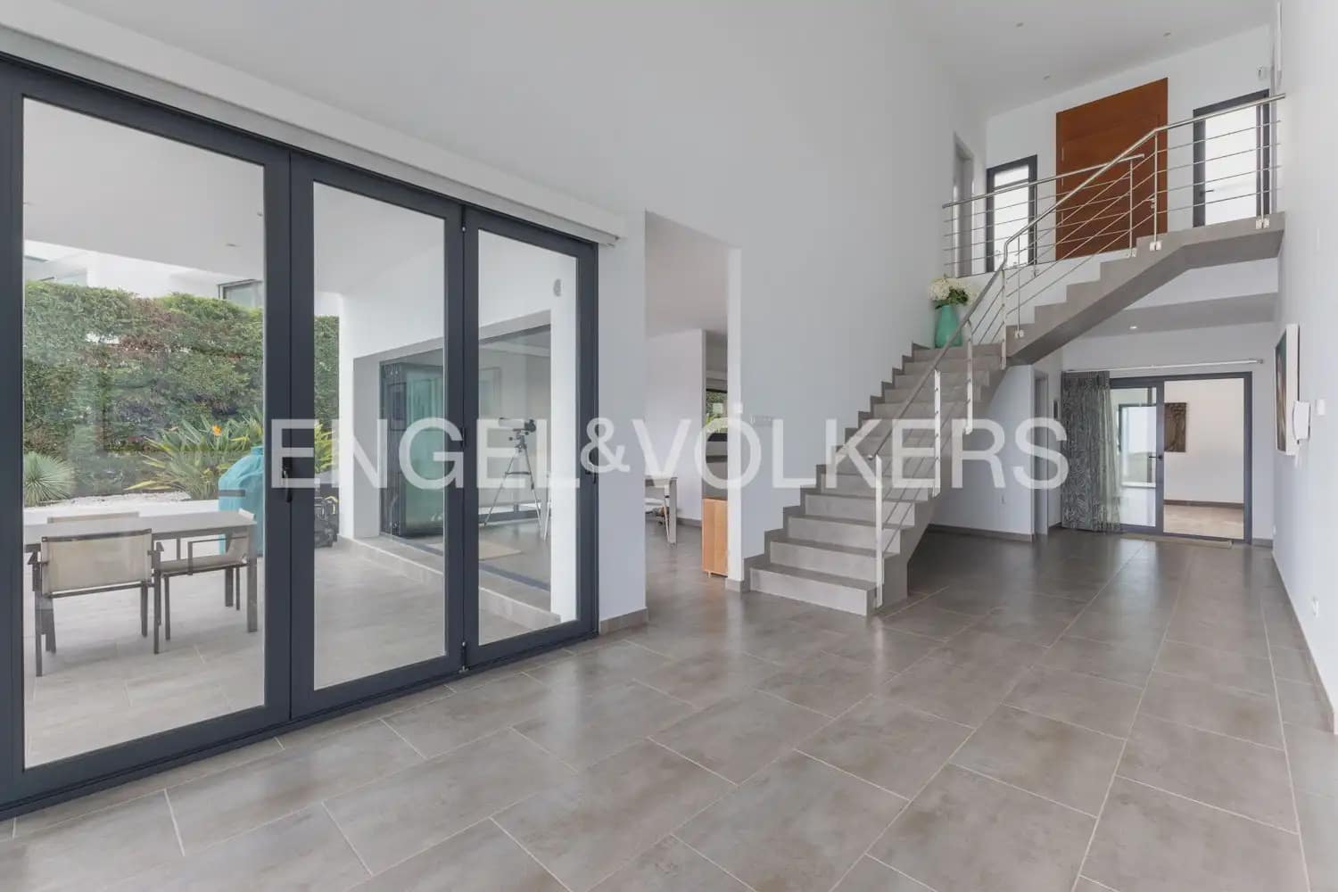 5 bedroom Villa for sale in Javea / Xabia with pool garage - € 2,499,000 (Ref: 9898036)