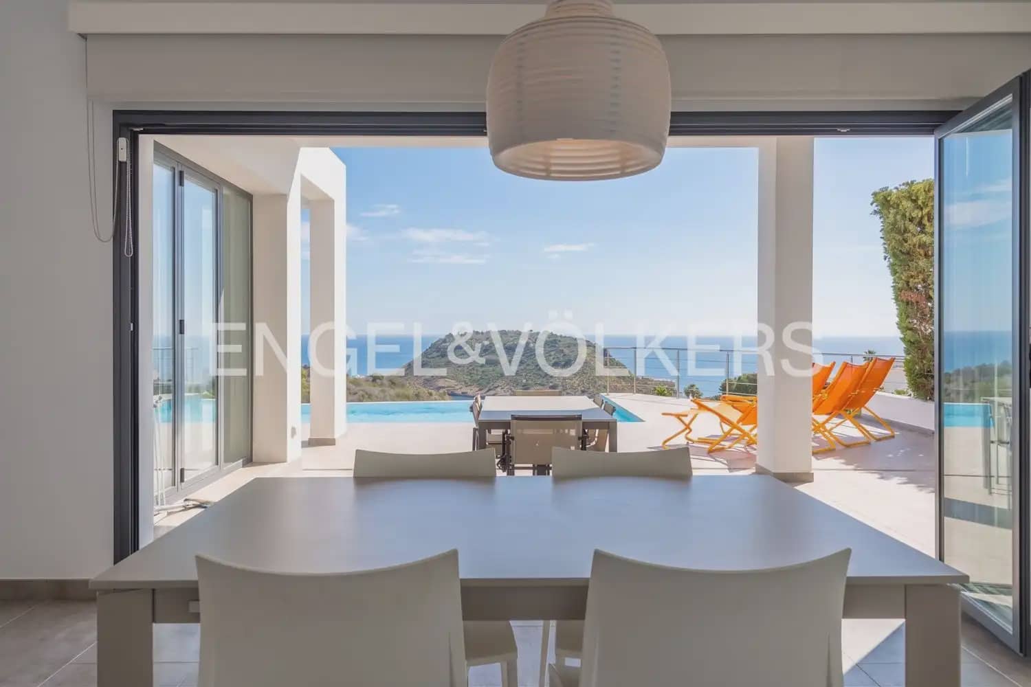 5 bedroom Villa for sale in Javea / Xabia with pool garage - € 2,499,000 (Ref: 9898036)