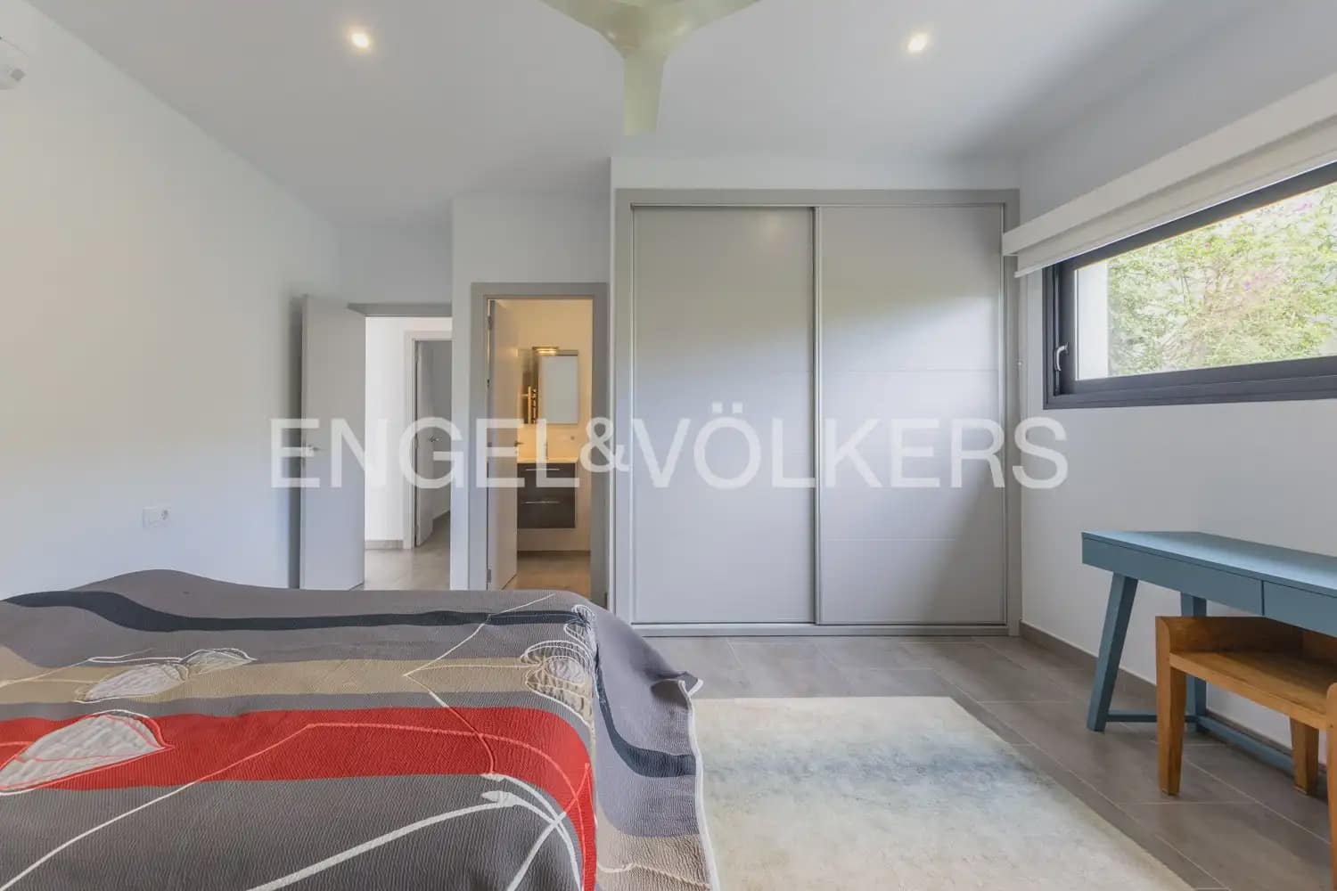 5 bedroom Villa for sale in Javea / Xabia with pool garage - € 2,499,000 (Ref: 9898036)