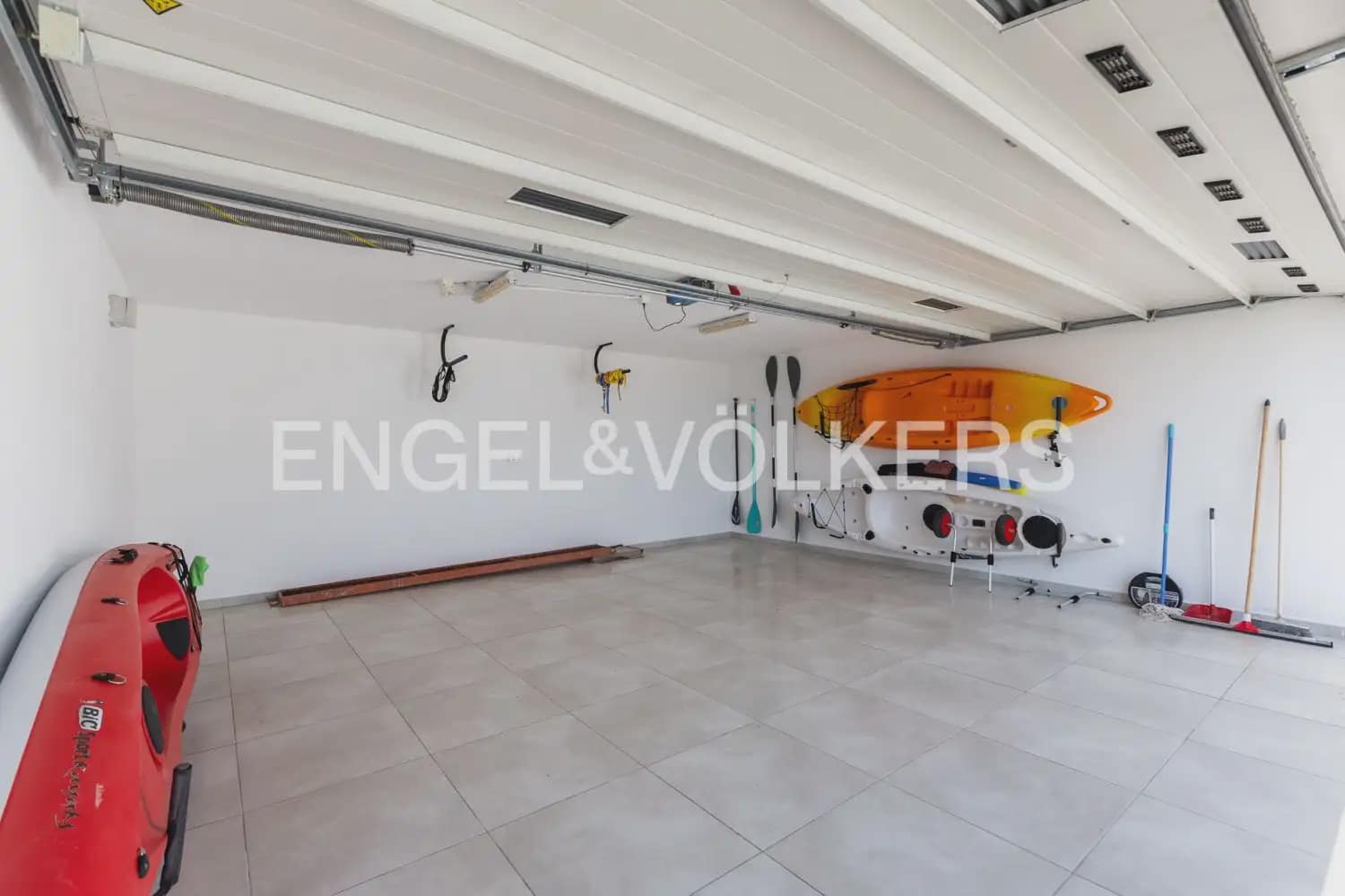 5 bedroom Villa for sale in Javea / Xabia with pool garage - € 2,499,000 (Ref: 9898036)