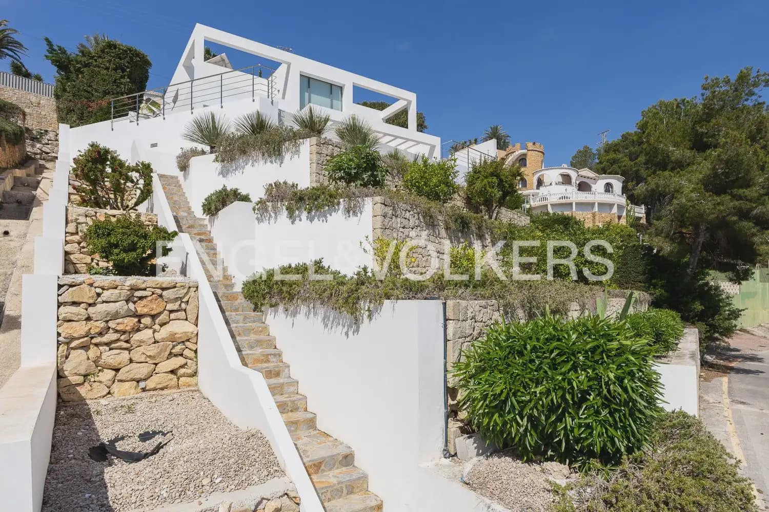 5 bedroom Villa for sale in Javea / Xabia with pool garage - € 2,499,000 (Ref: 9898036)