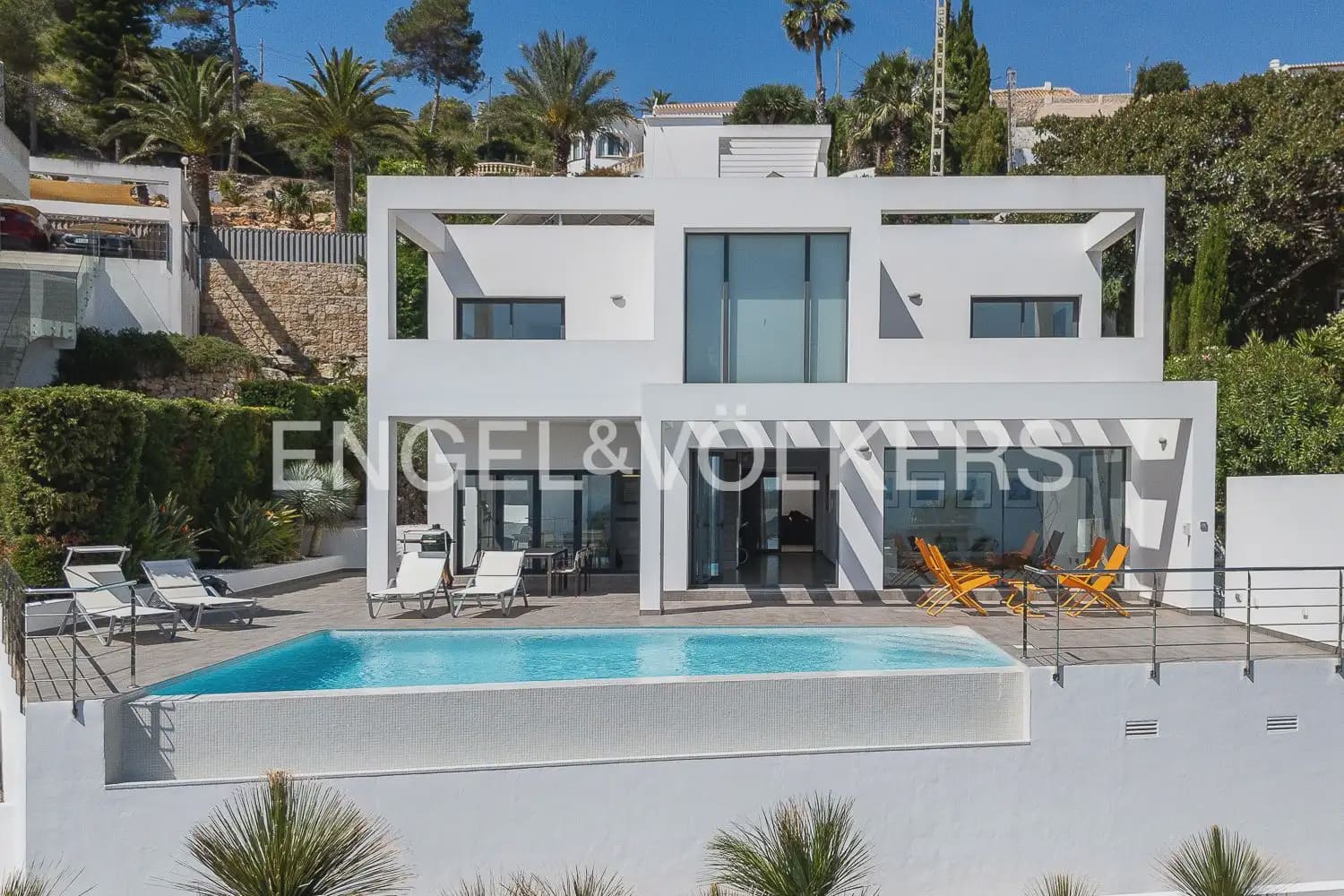5 bedroom Villa for sale in Javea / Xabia with pool garage - € 2,499,000 (Ref: 9898036)