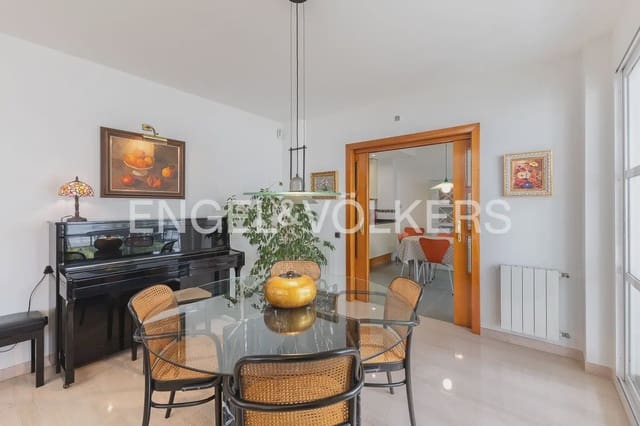 5 Zimmer Villa zu verkaufen in Puçol mit Garage - 950.000 € (Ref: 9898037)