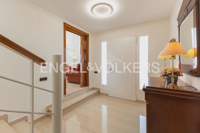 5 Zimmer Villa zu verkaufen in Puçol mit Garage - 950.000 € (Ref: 9898037)