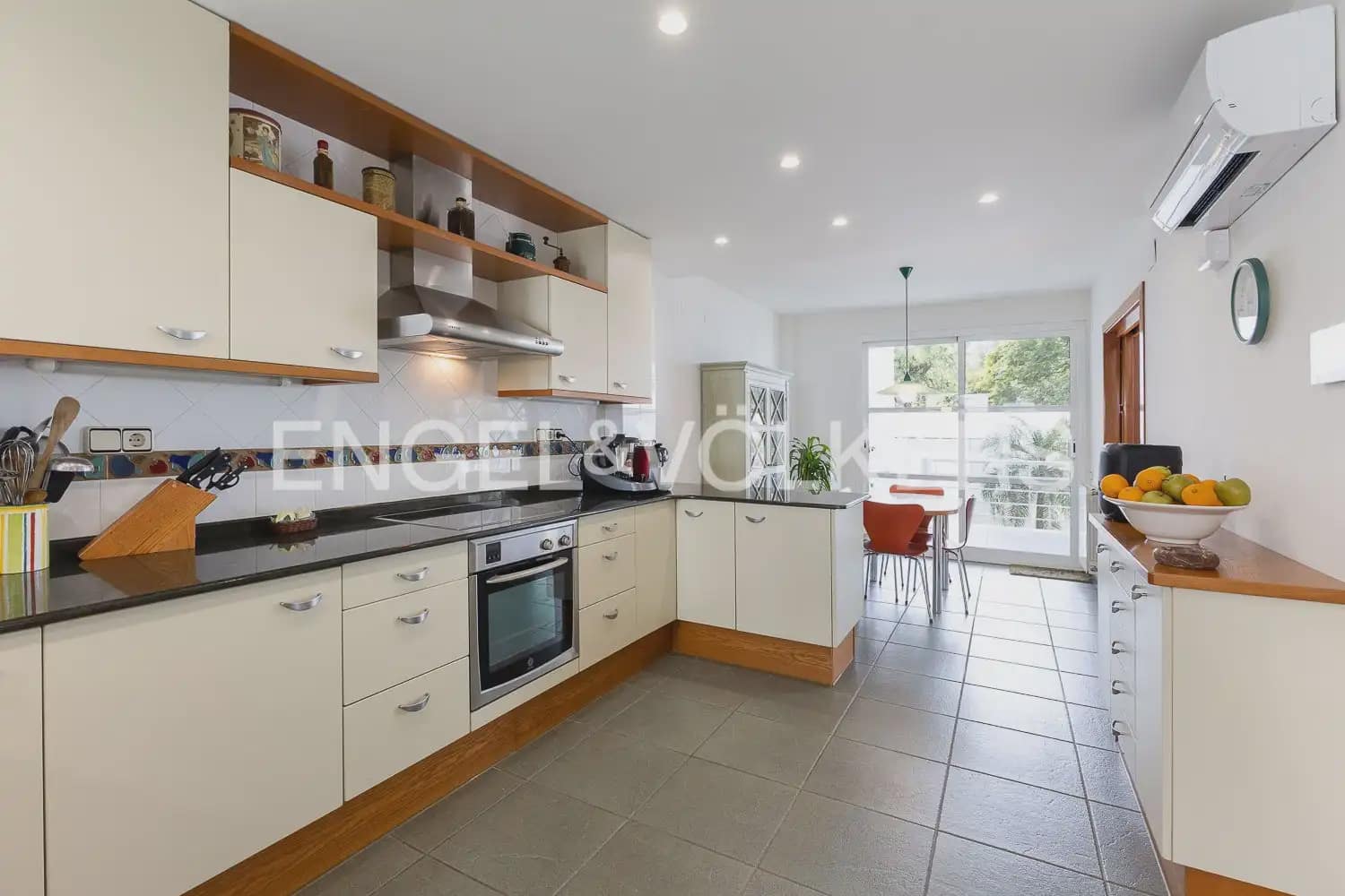 5 Zimmer Villa zu verkaufen in Pucol mit Garage - 950.000 € (Ref: 9898037)
