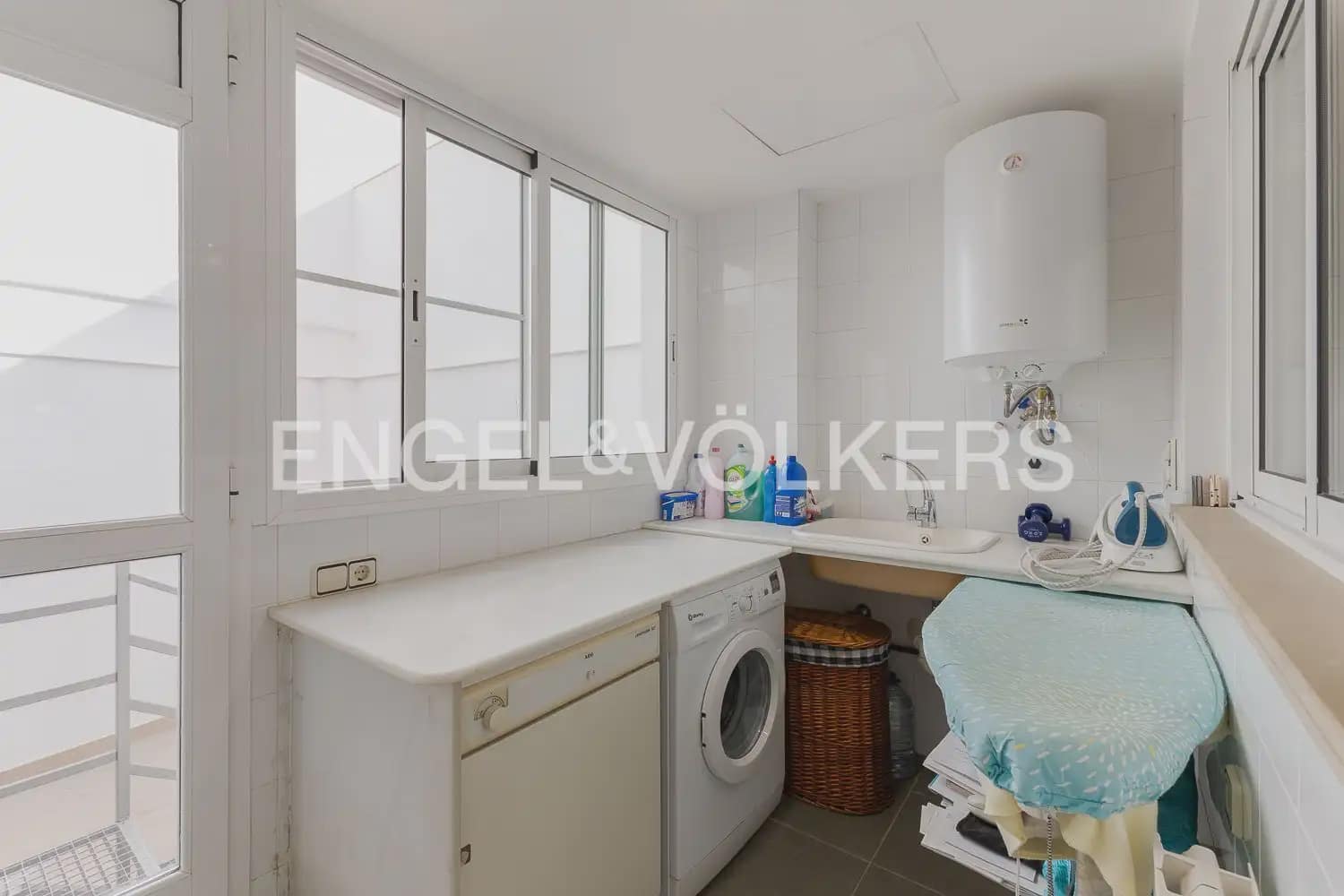 5 Zimmer Villa zu verkaufen in Pucol mit Garage - 950.000 € (Ref: 9898037)