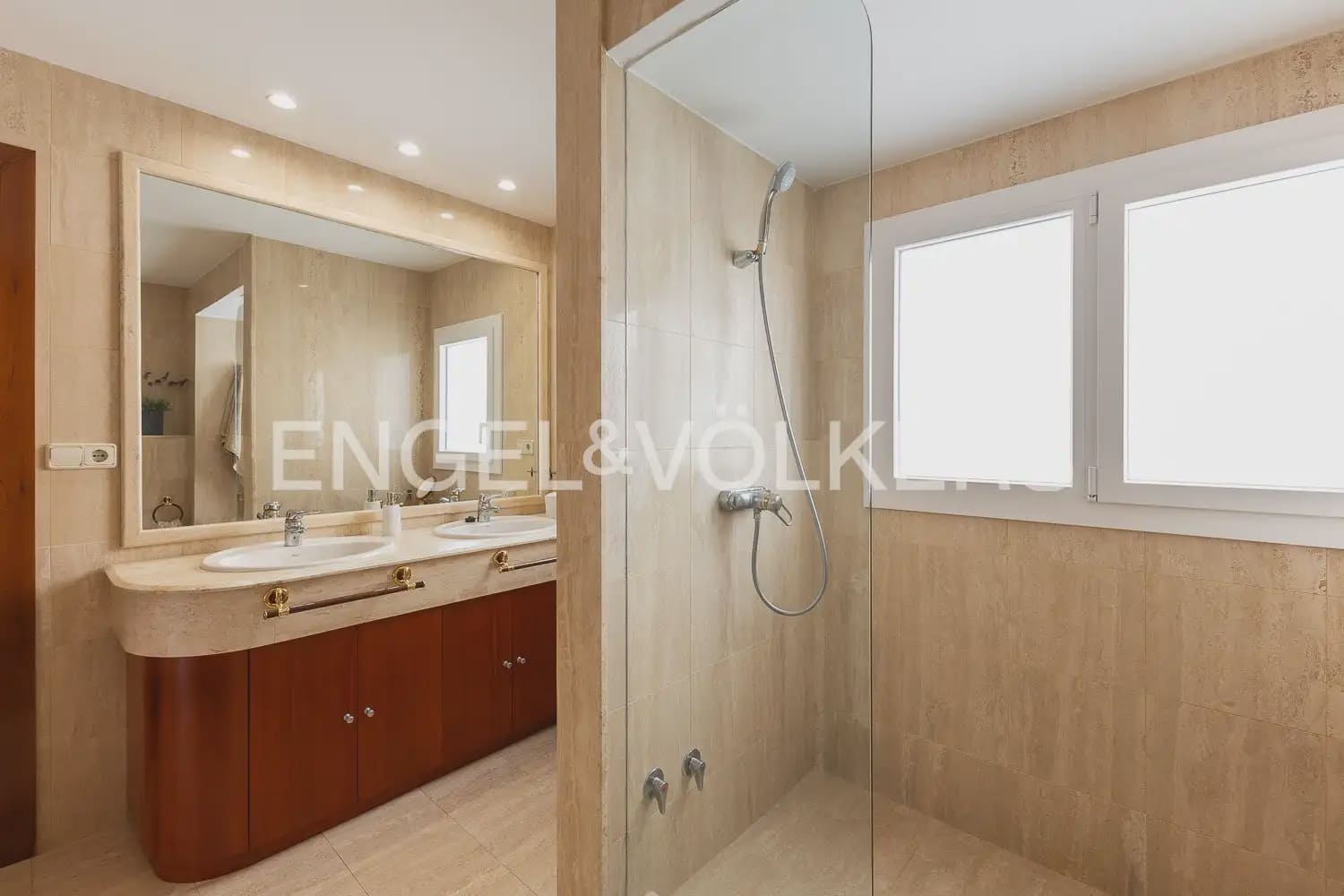 5 Zimmer Villa zu verkaufen in Pucol mit Garage - 950.000 € (Ref: 9898037)