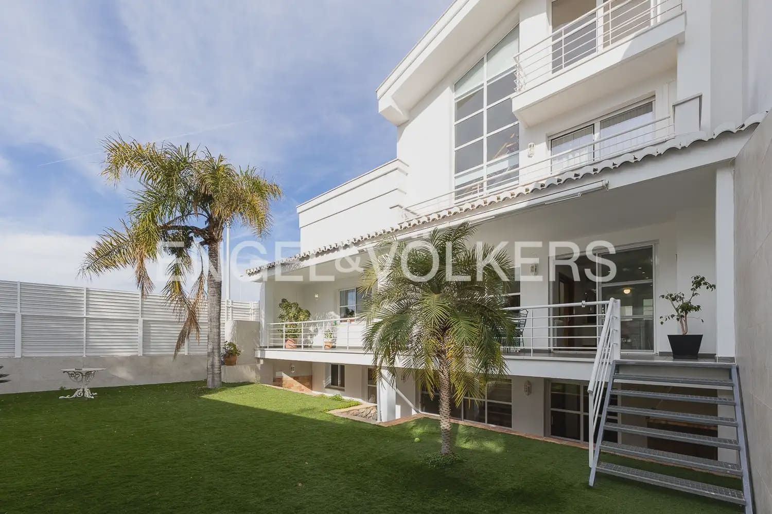5 Zimmer Villa zu verkaufen in Pucol mit Garage - 950.000 € (Ref: 9898037)