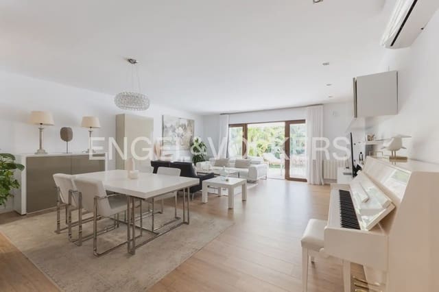 4 quarto Casa em Banda para venda em Rocafort com piscina garagem - 795 000 € (Ref: 9898039)