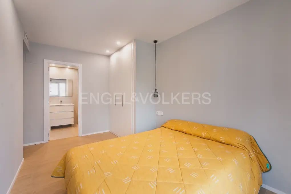 3 Zimmer Apartment zu verkaufen in Castello de la Plana mit Pool Garage - 270.000 € (Ref: 9898040)