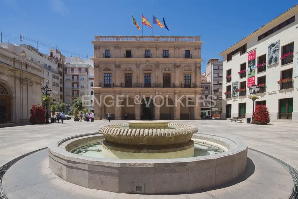 3 Zimmer Apartment zu verkaufen in Castello de la Plana mit Pool Garage - 270.000 € (Ref: 9898040)
