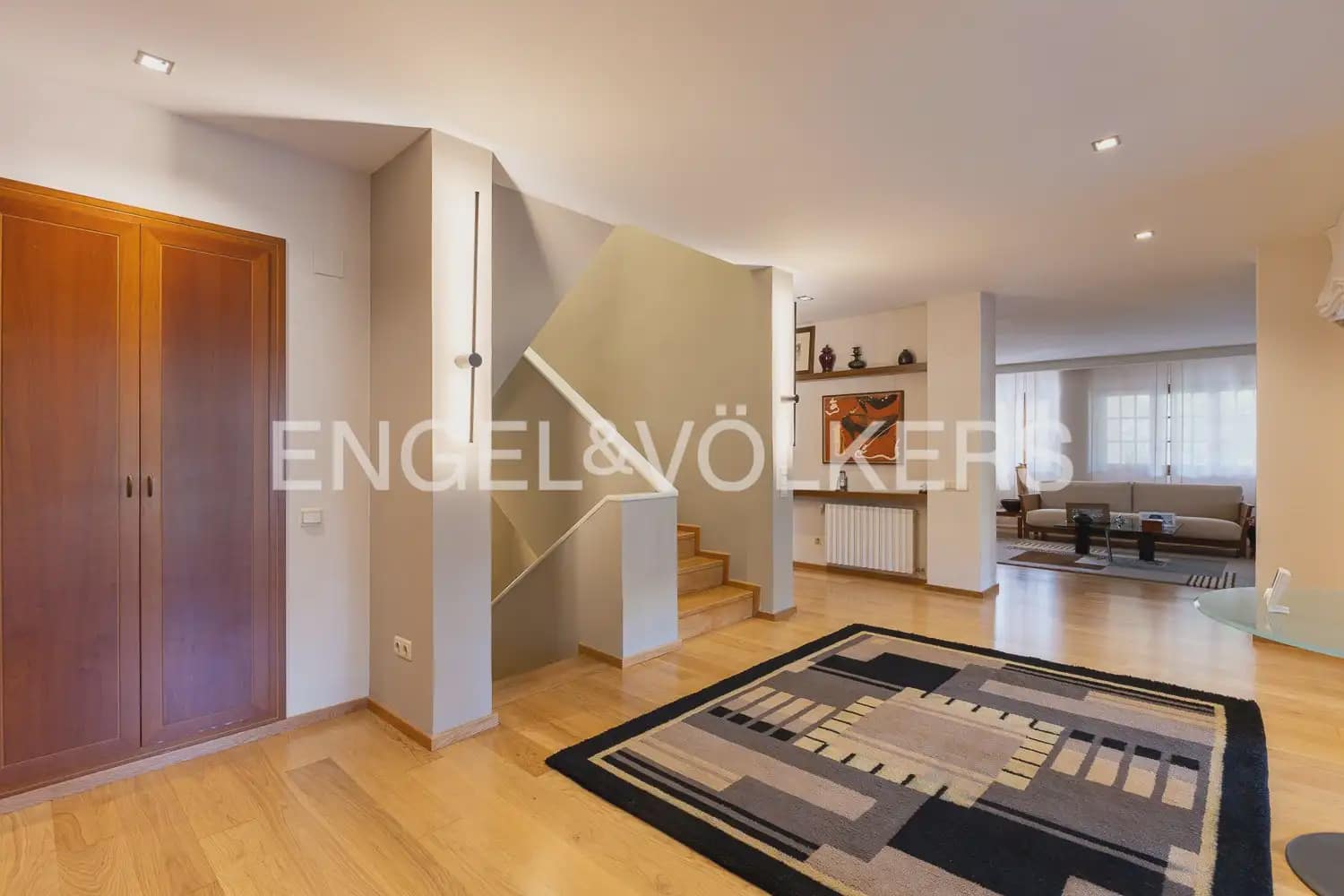 6 chambre Villa/Maison à vendre à Chiva avec piscine garage - 1 290 000 € (Ref: 9898041)