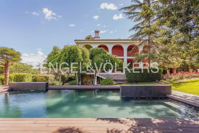 6 sovrum Villa till salu i Chiva med pool garage - 1 290 000 € (Ref: 9898041)