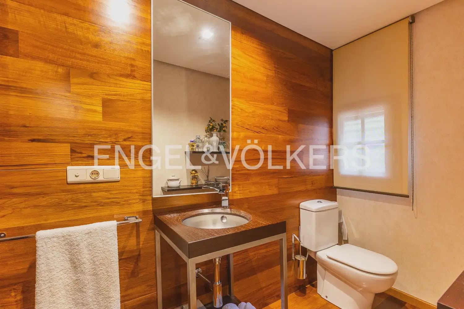6 chambre Villa/Maison à vendre à Chiva avec piscine garage - 1 290 000 € (Ref: 9898041)