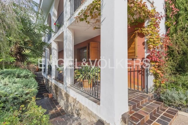 6 sovrum Villa till salu i Chiva med pool garage - 1 290 000 € (Ref: 9898041)