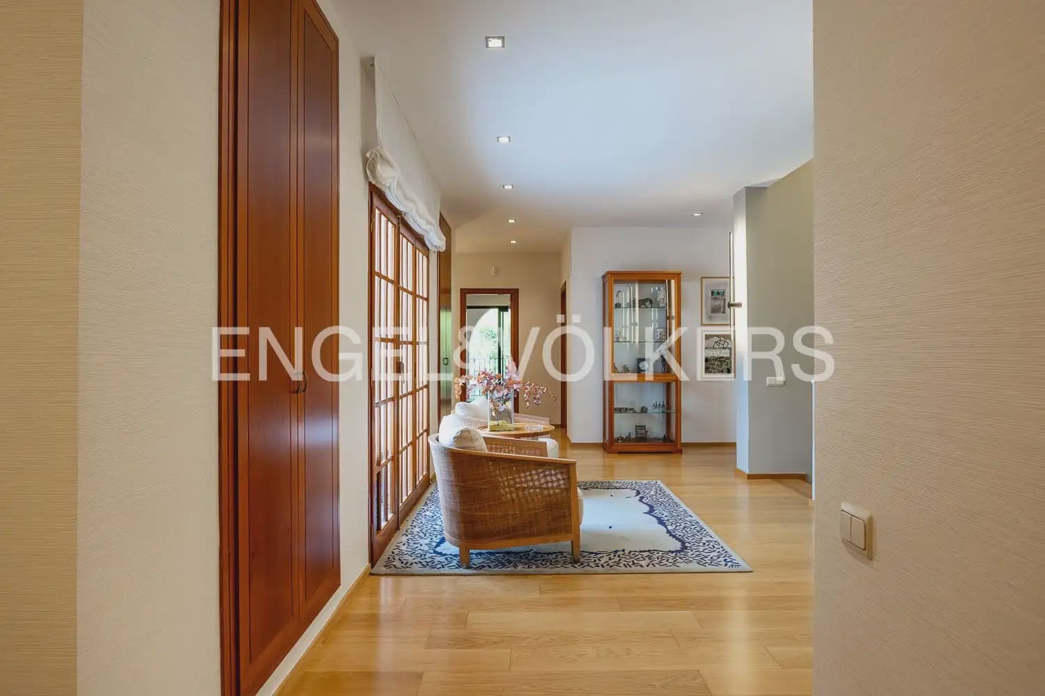 6 chambre Villa/Maison à vendre à Chiva avec piscine garage - 1 290 000 € (Ref: 9898041)