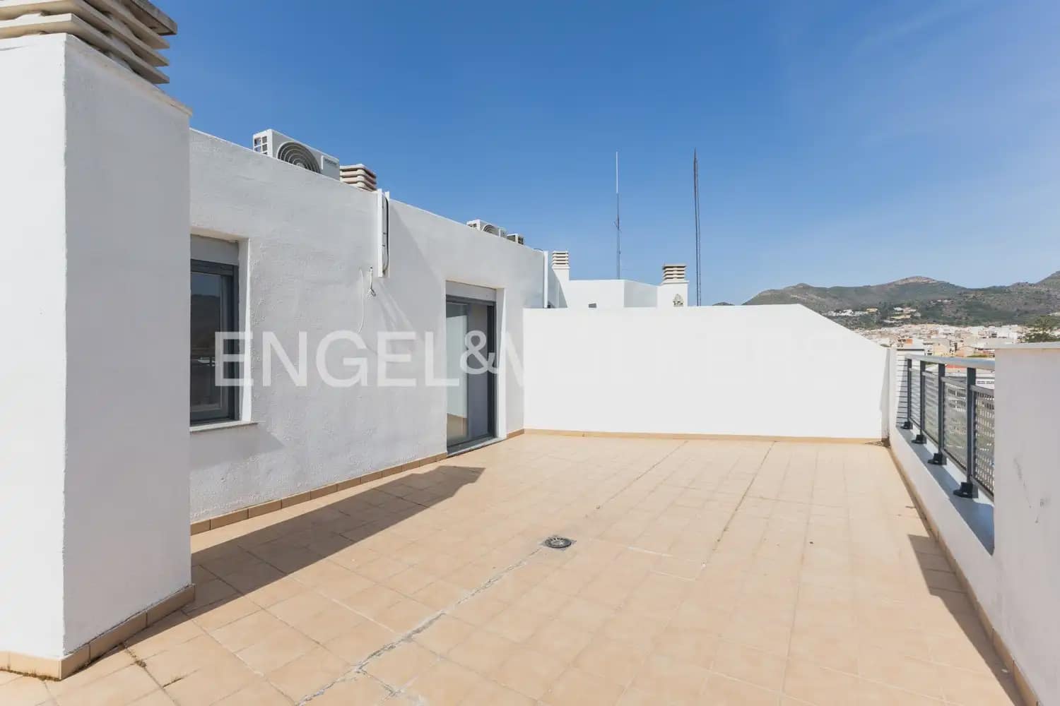 4 bedroom Penthouse for sale in La Vall d'Uixo with garage - € 201,000 (Ref: 9898042)