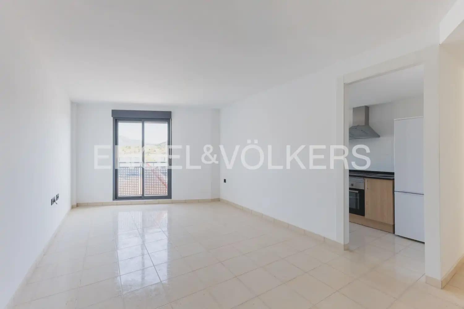 4 bedroom Penthouse for sale in La Vall d'Uixo with garage - € 201,000 (Ref: 9898042)