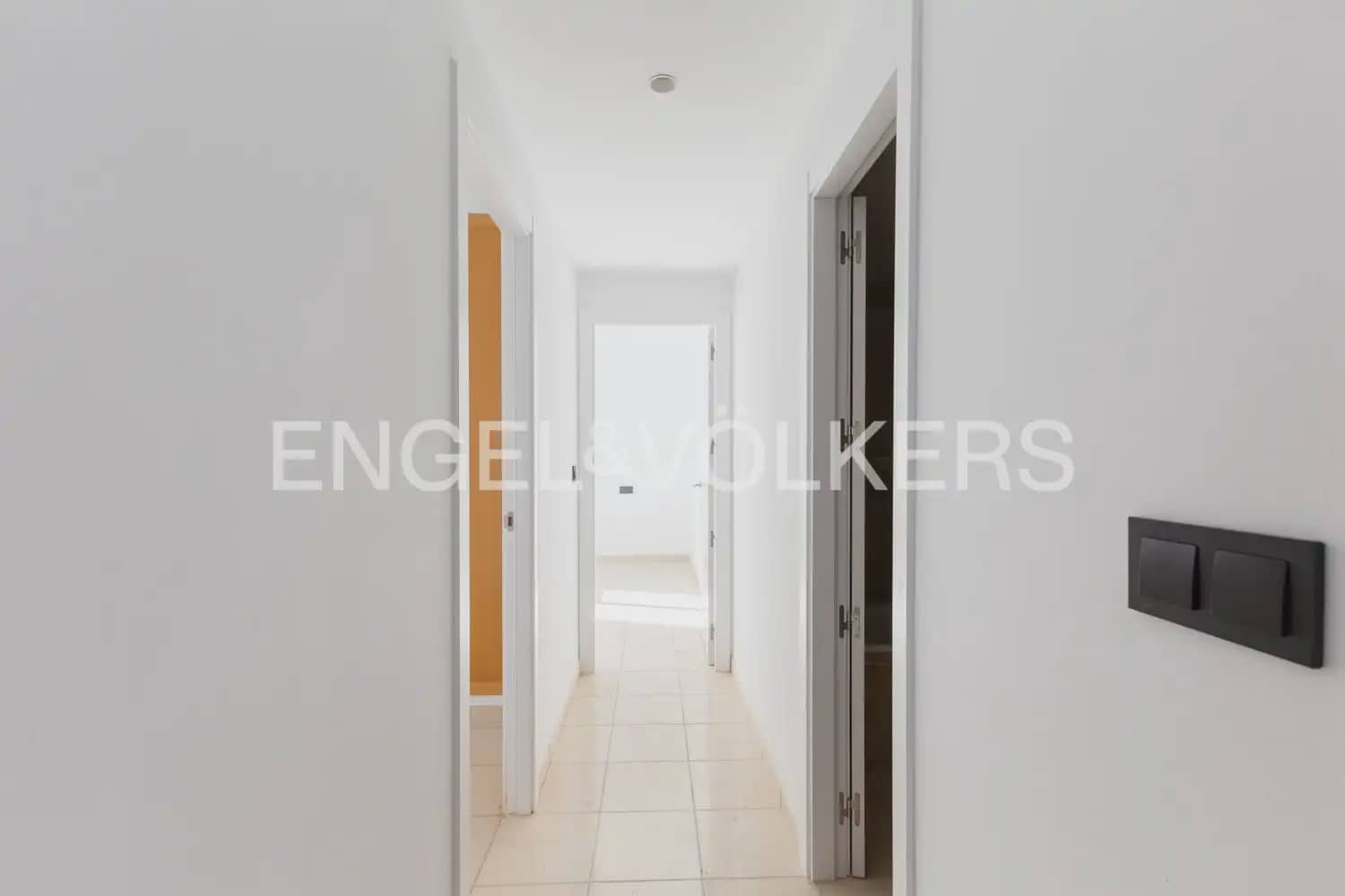 4 bedroom Penthouse for sale in La Vall d'Uixo with garage - € 201,000 (Ref: 9898042)