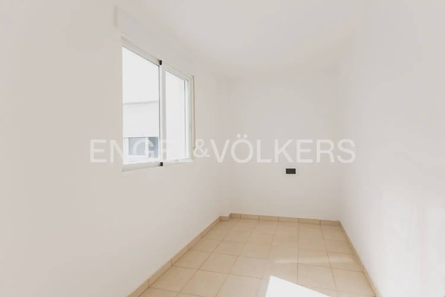 4 bedroom Penthouse for sale in La Vall d'Uixo with garage - € 201,000 (Ref: 9898042)