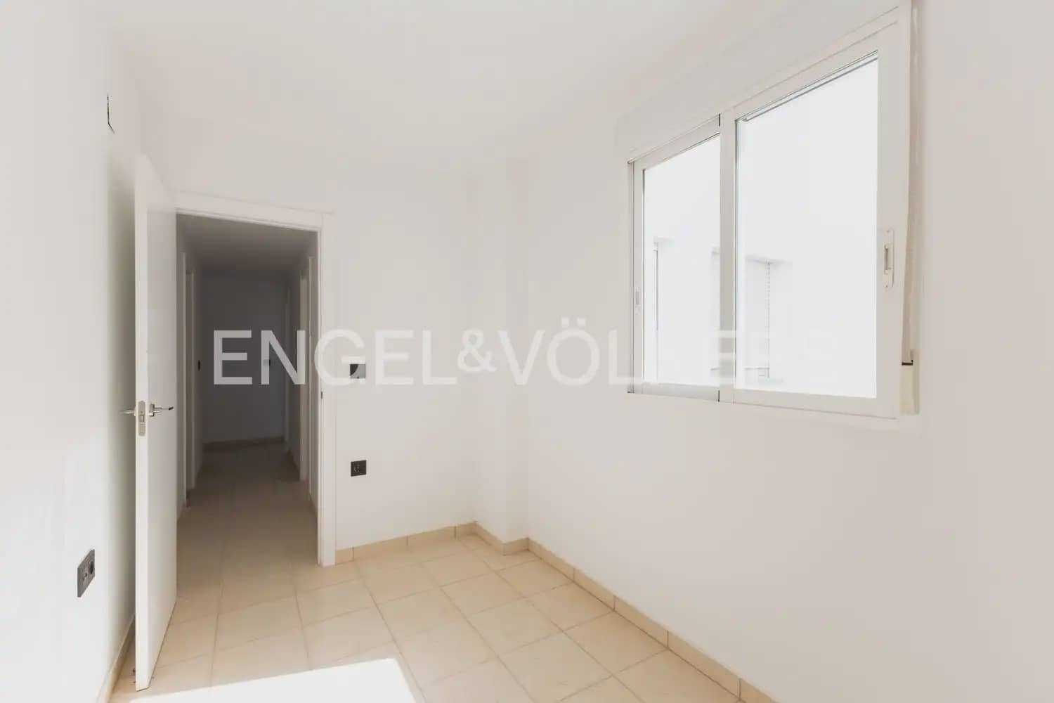 4 bedroom Penthouse for sale in La Vall d'Uixo with garage - € 201,000 (Ref: 9898042)