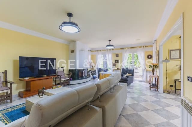 Finca/Casa Rural de 7 habitaciones en Enguera en venta con piscina garaje - 950.000 € (Ref: 9898043)