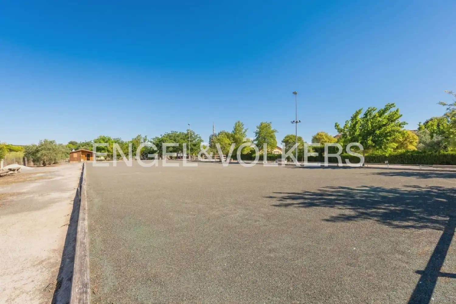 Finca/Casa Rural de 7 habitaciones en Enguera en venta con piscina garaje - 950.000 € (Ref: 9898043)