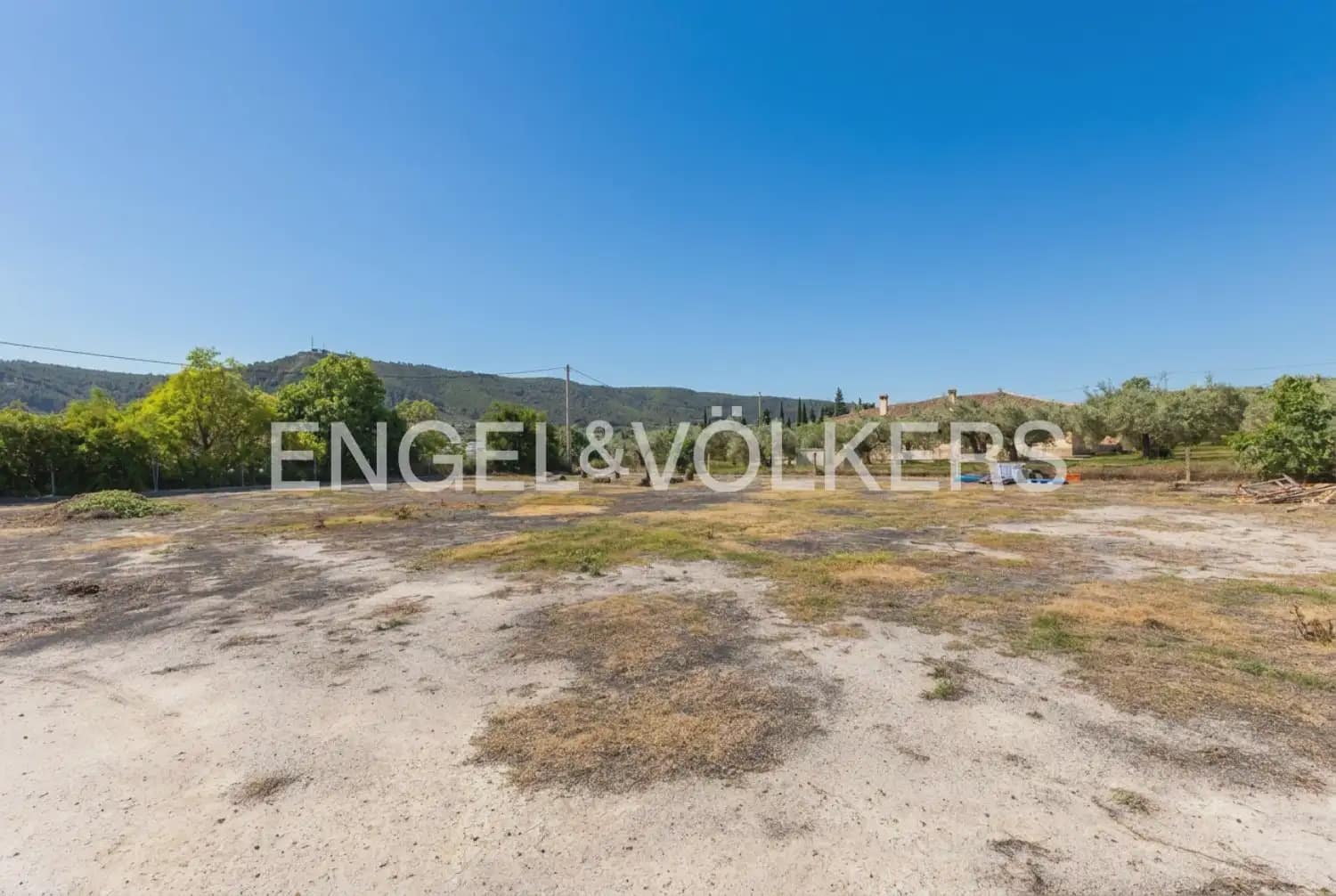 Finca/Casa Rural de 7 habitaciones en Enguera en venta con piscina garaje - 950.000 € (Ref: 9898043)