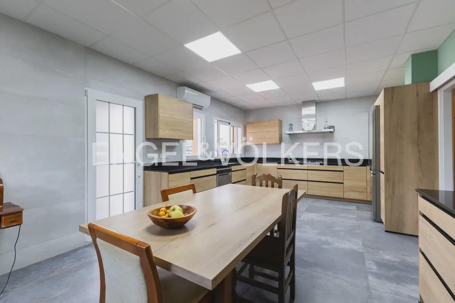 Finca/Casa Rural de 7 habitaciones en Enguera en venta con piscina garaje - 950.000 € (Ref: 9898043)