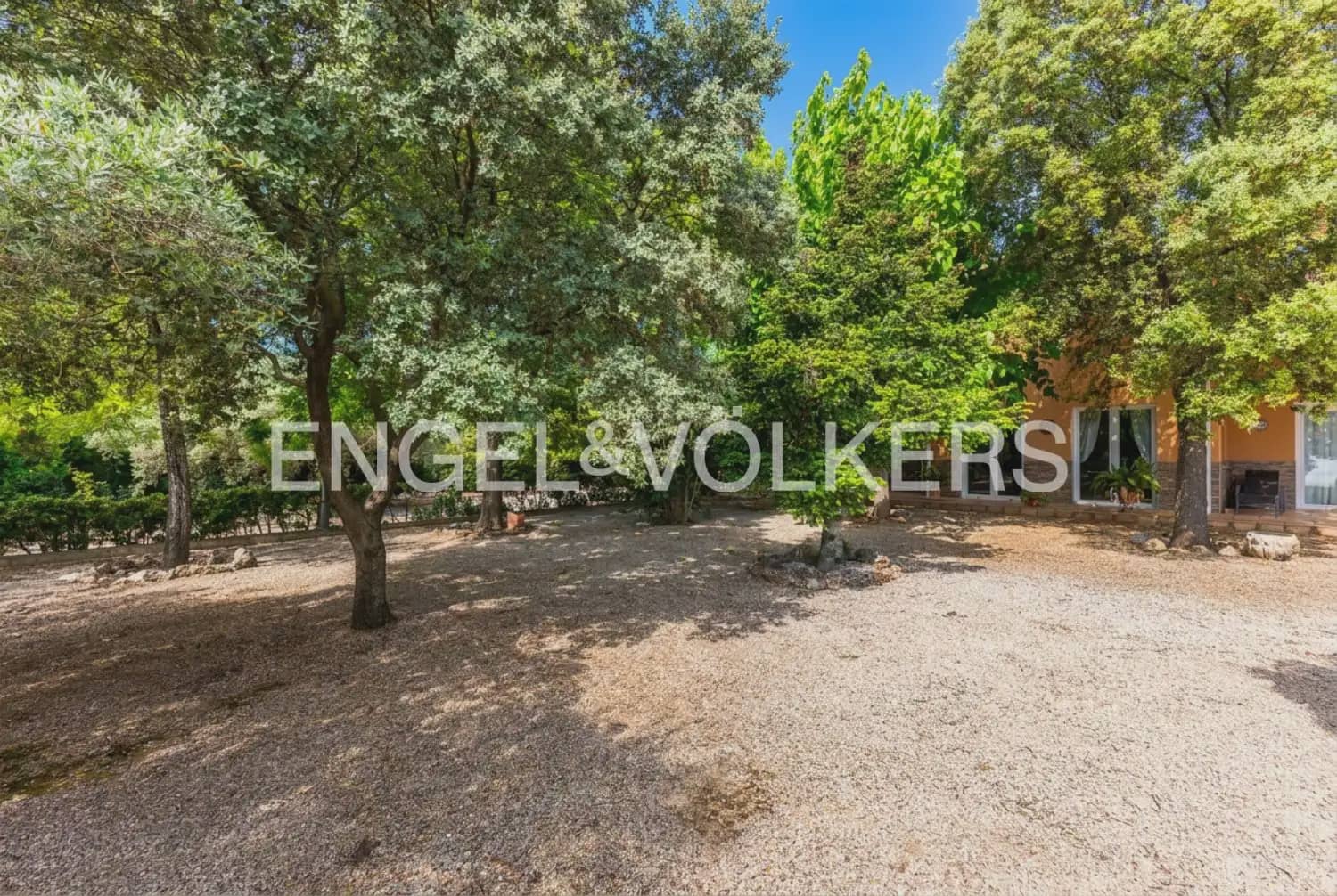 Finca/Casa Rural de 7 habitaciones en Enguera en venta con piscina garaje - 950.000 € (Ref: 9898043)