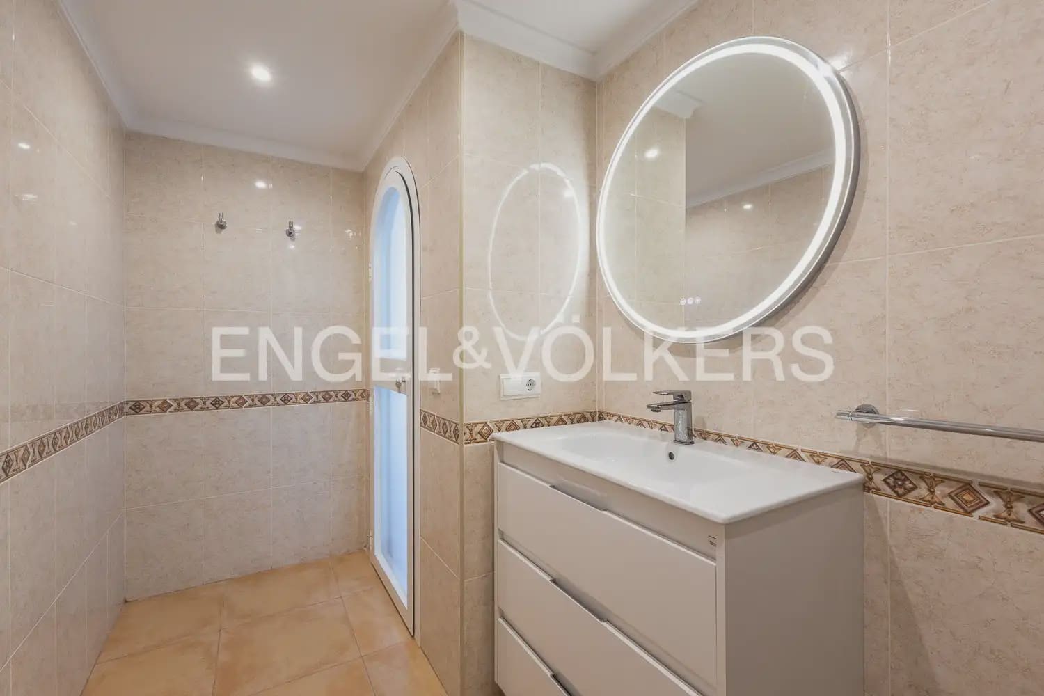 3 soverom Villa til salgs i Javea / Xabia med svømmebasseng garasje - € 650 000 (Ref: 9898044)