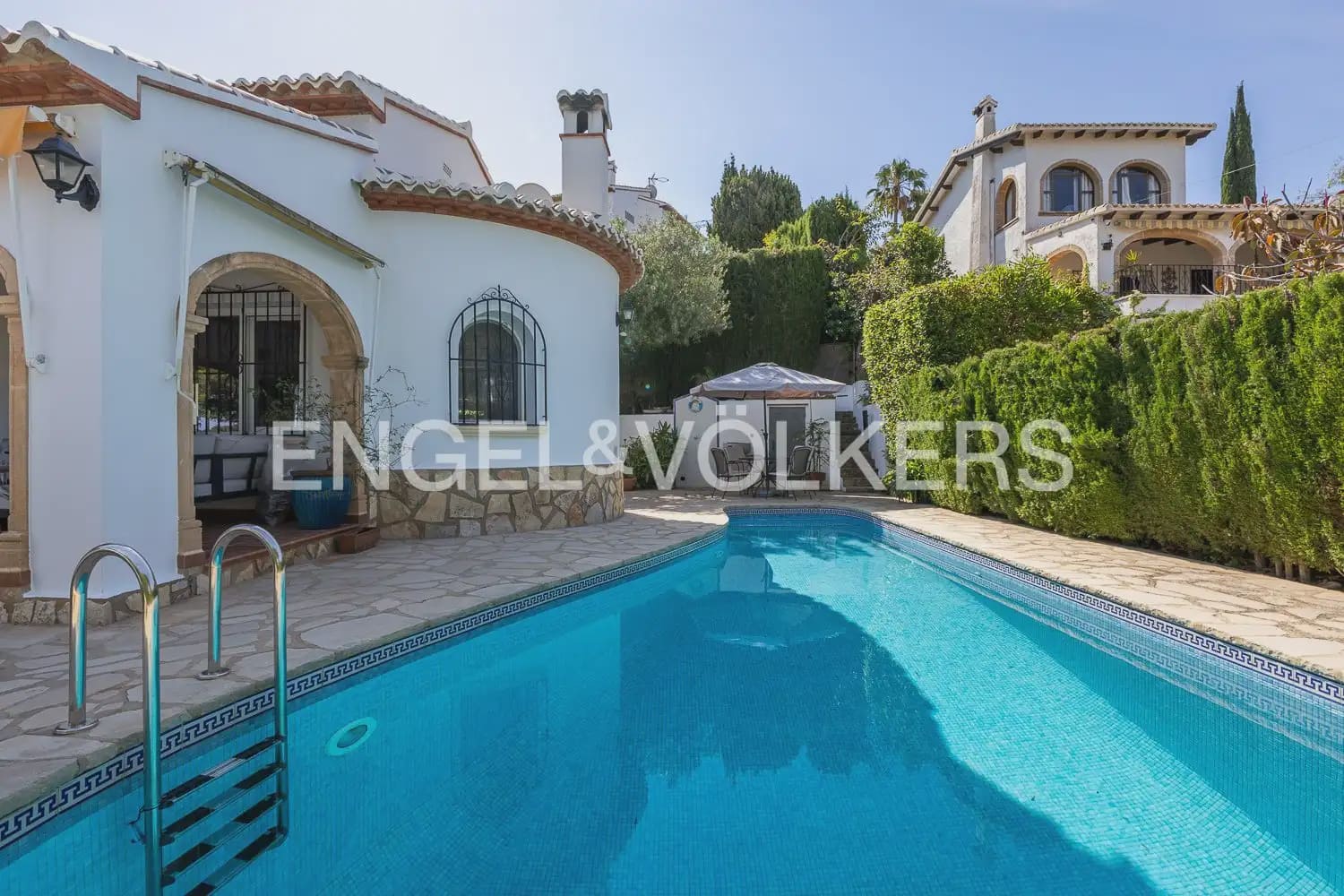 3 soverom Villa til salgs i Javea / Xabia med svømmebasseng garasje - € 650 000 (Ref: 9898044)