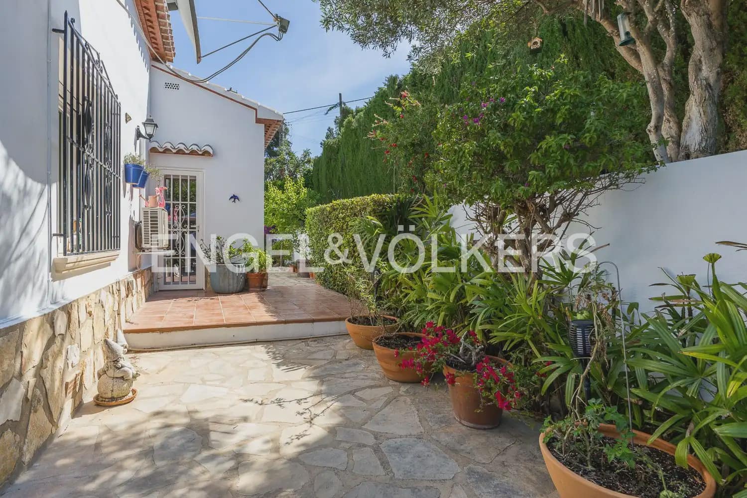 3 soverom Villa til salgs i Javea / Xabia med svømmebasseng garasje - € 650 000 (Ref: 9898044)