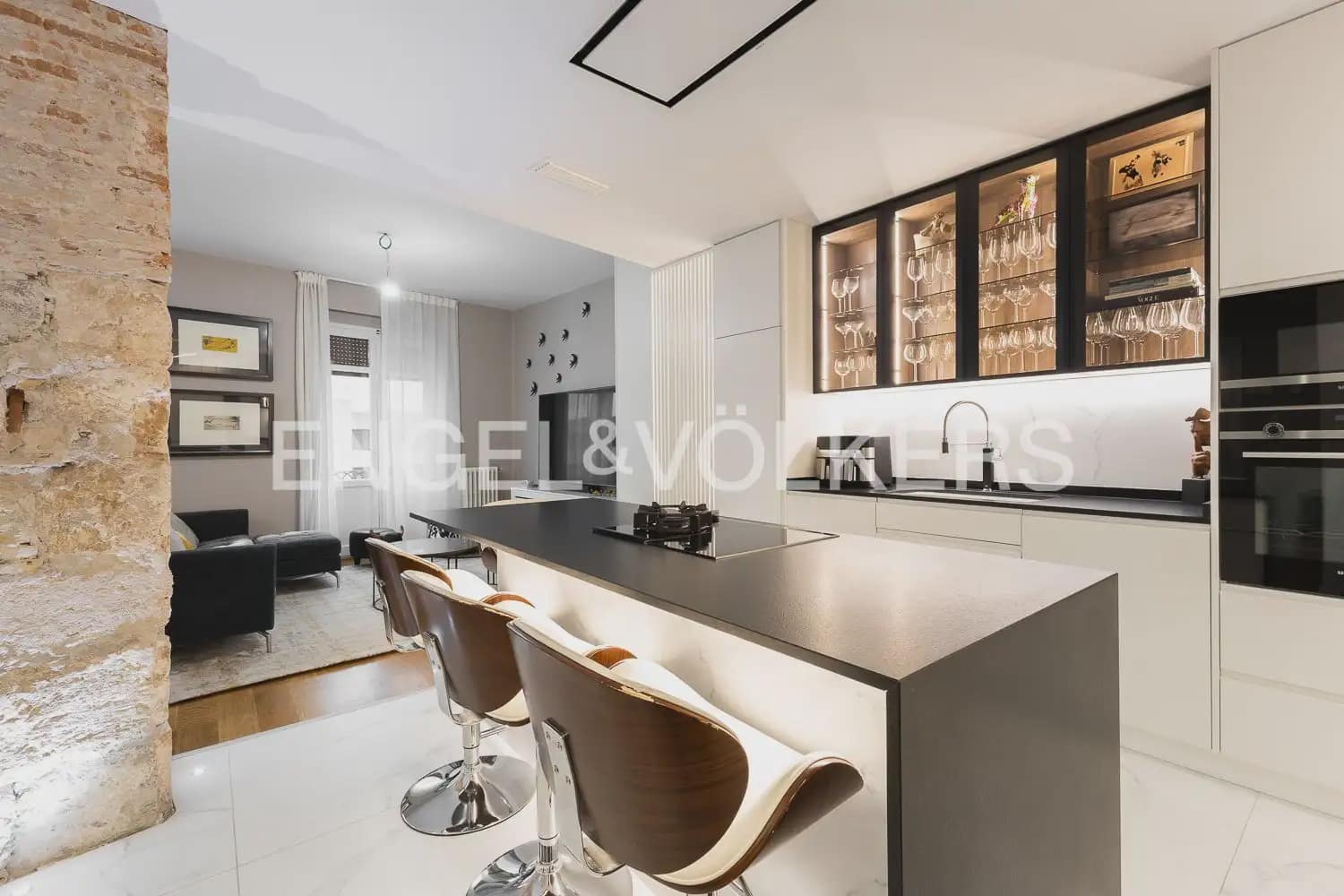 4 makuuhuone Huoneisto myytävänä paikassa Valencia kaupunki - 965 000 € (Ref: 9898045)