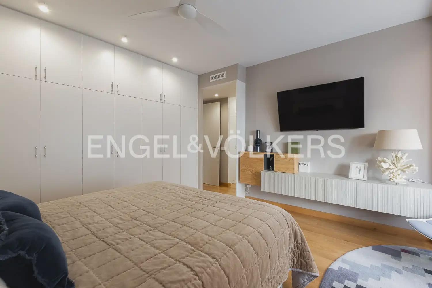 4 makuuhuone Huoneisto myytävänä paikassa Valencia kaupunki - 965 000 € (Ref: 9898045)