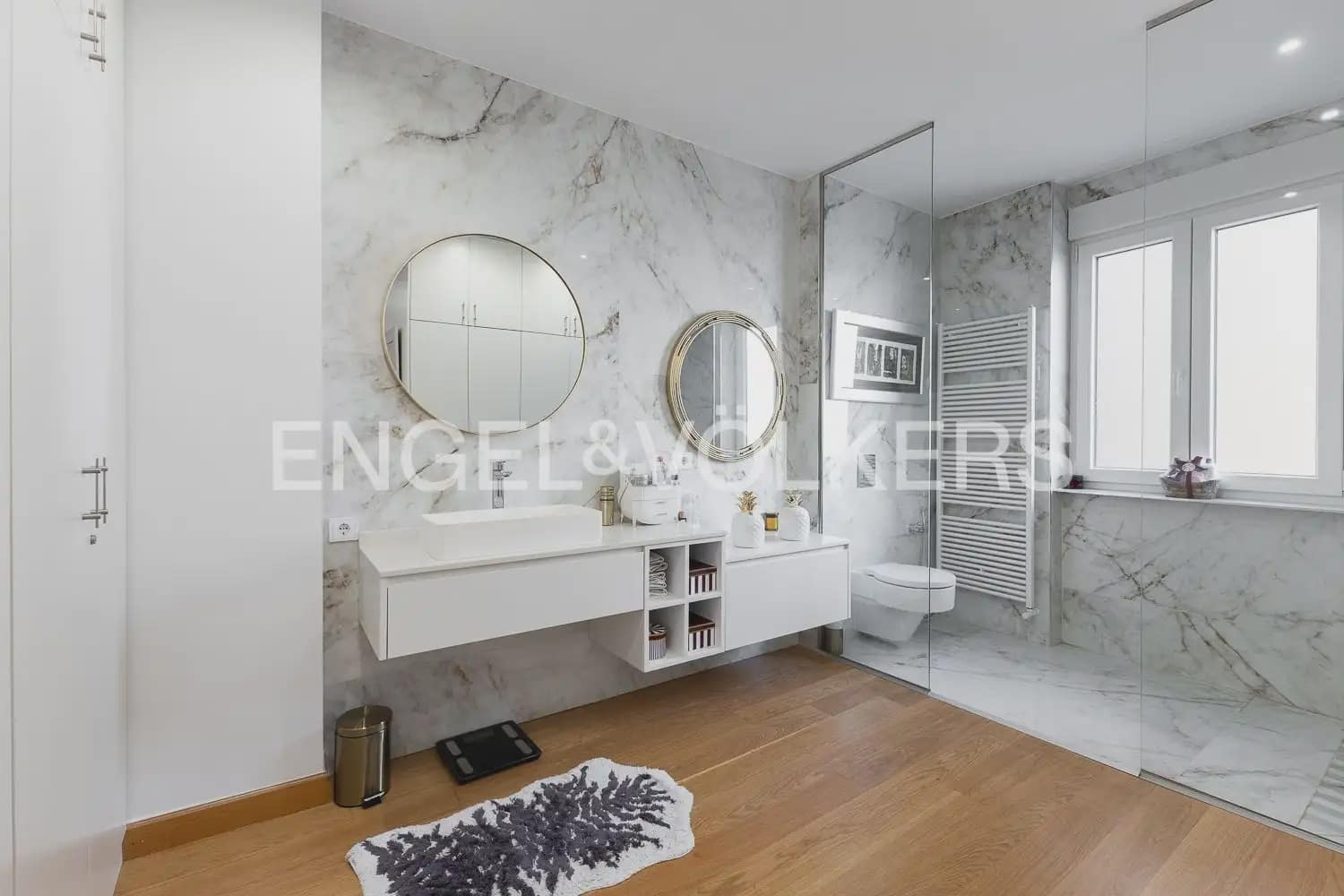 4 makuuhuone Huoneisto myytävänä paikassa Valencia kaupunki - 965 000 € (Ref: 9898045)