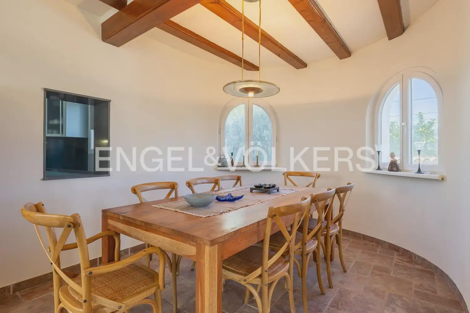 Chalet de 6 habitaciones en Dénia en venta con piscina garaje - 695.000 € (Ref: 9898046)
