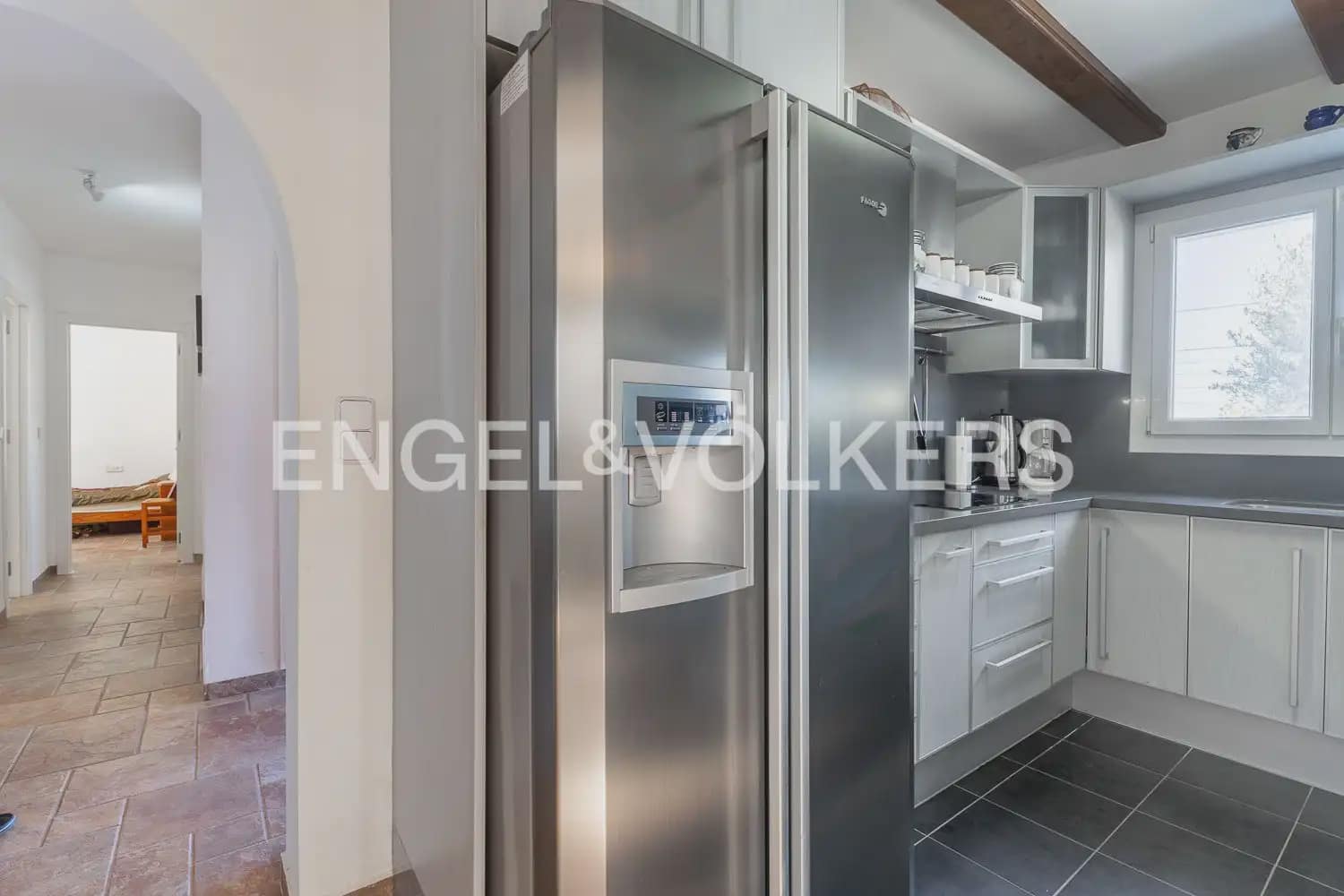 Chalet de 6 habitaciones en Dénia en venta con piscina garaje - 695.000 € (Ref: 9898046)