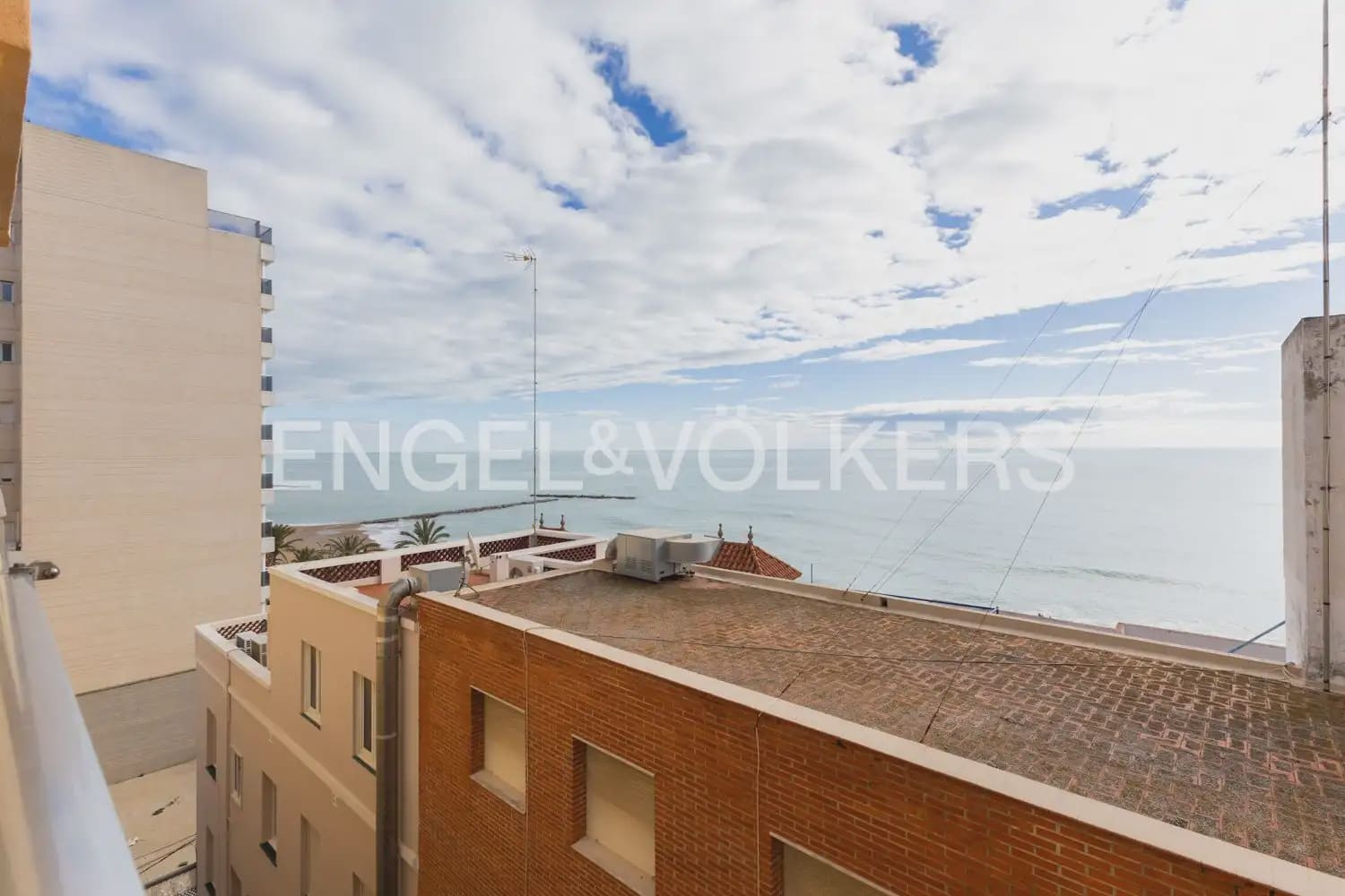 Apartamento de 3 habitaciones en Vinaròs en venta - 189.000 € (Ref: 9898047)