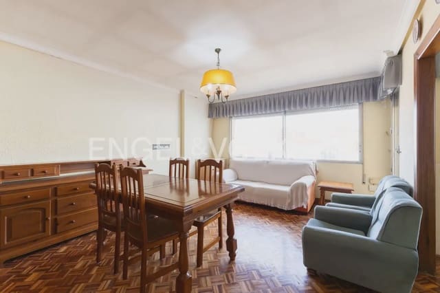 Apartamento de 3 habitaciones en Vinaròs en venta - 189.000 € (Ref: 9898047)