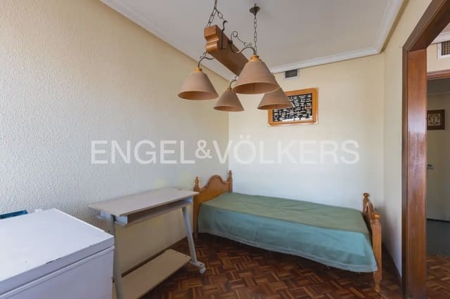 Apartamento de 3 habitaciones en Vinaròs en venta - 189.000 € (Ref: 9898047)