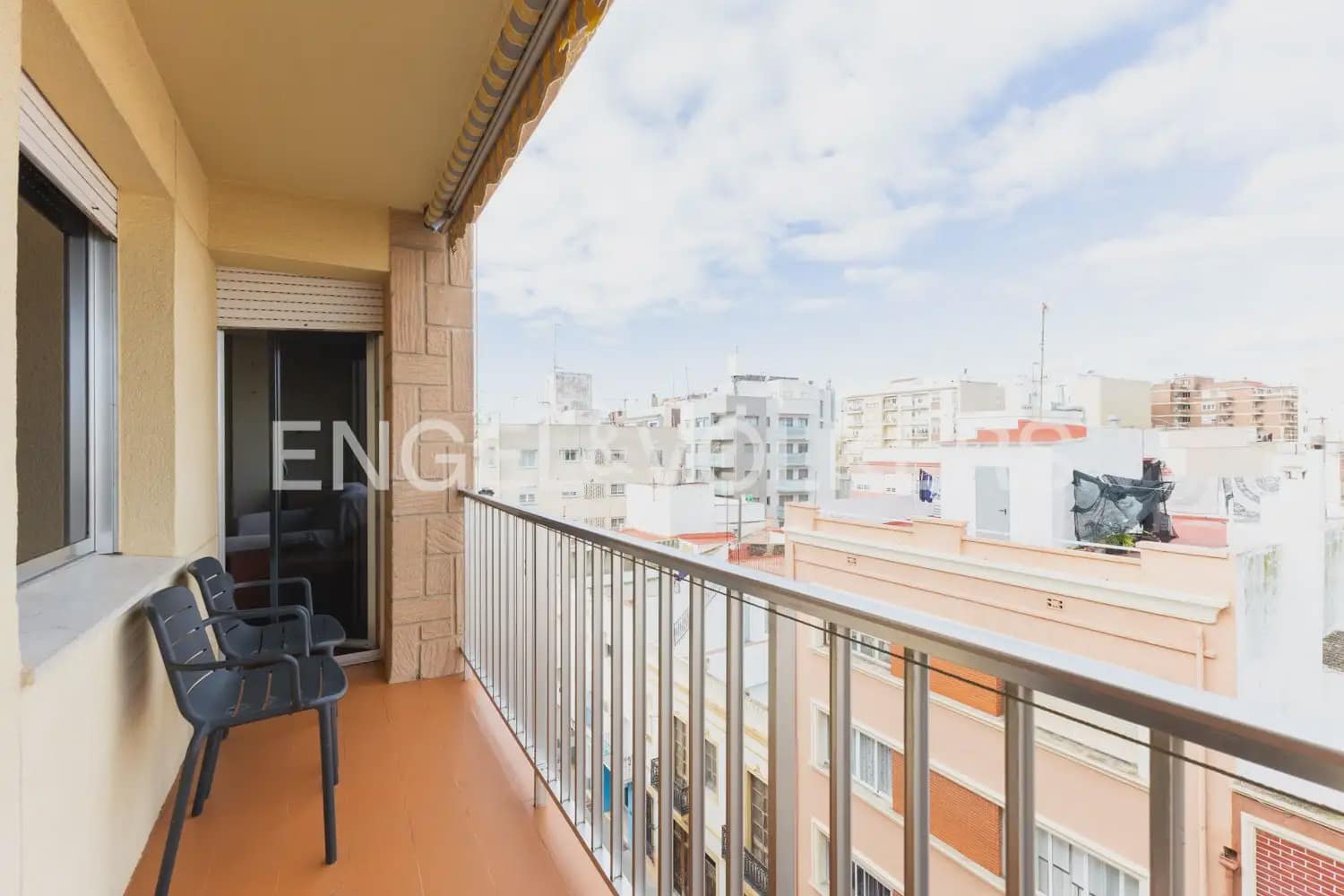 Apartamento de 3 habitaciones en Vinaròs en venta - 189.000 € (Ref: 9898047)