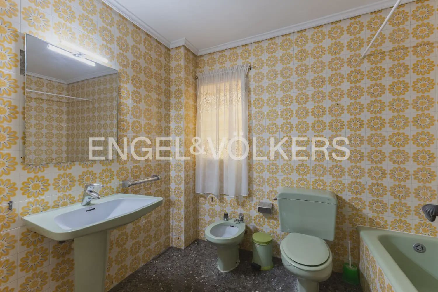 Apartamento de 3 habitaciones en Vinaròs en venta - 189.000 € (Ref: 9898047)