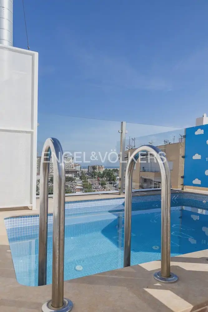 Apartamento de 6 habitaciones en Gandia en venta - 899.000 € (Ref: 9898048)