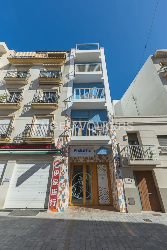 Apartamento de 6 habitaciones en Gandia en venta - 899.000 € (Ref: 9898048)