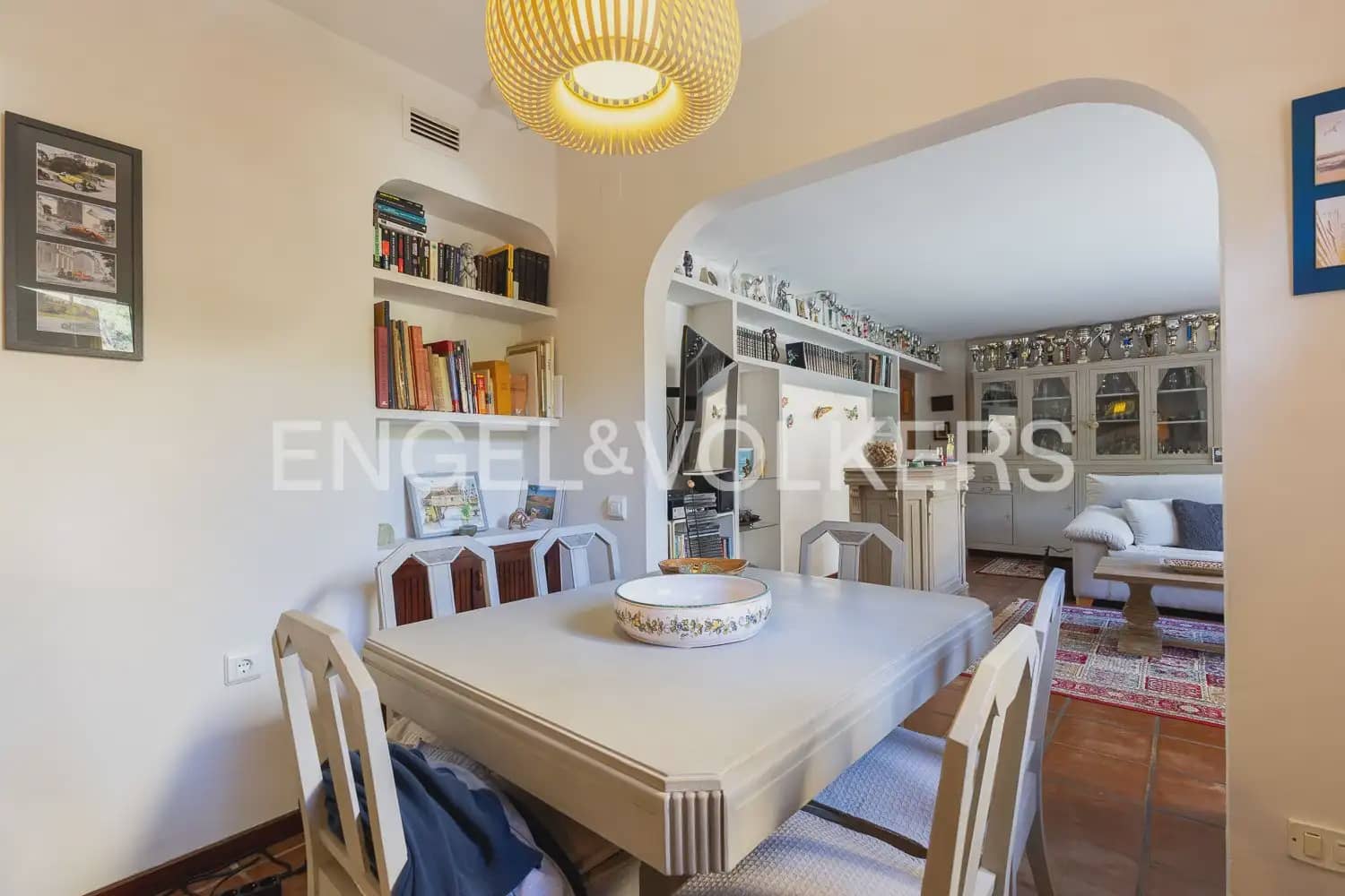 3 bedroom Villa for sale in Riba-roja de Turia with pool garage - € 680,000 (Ref: 9898049)