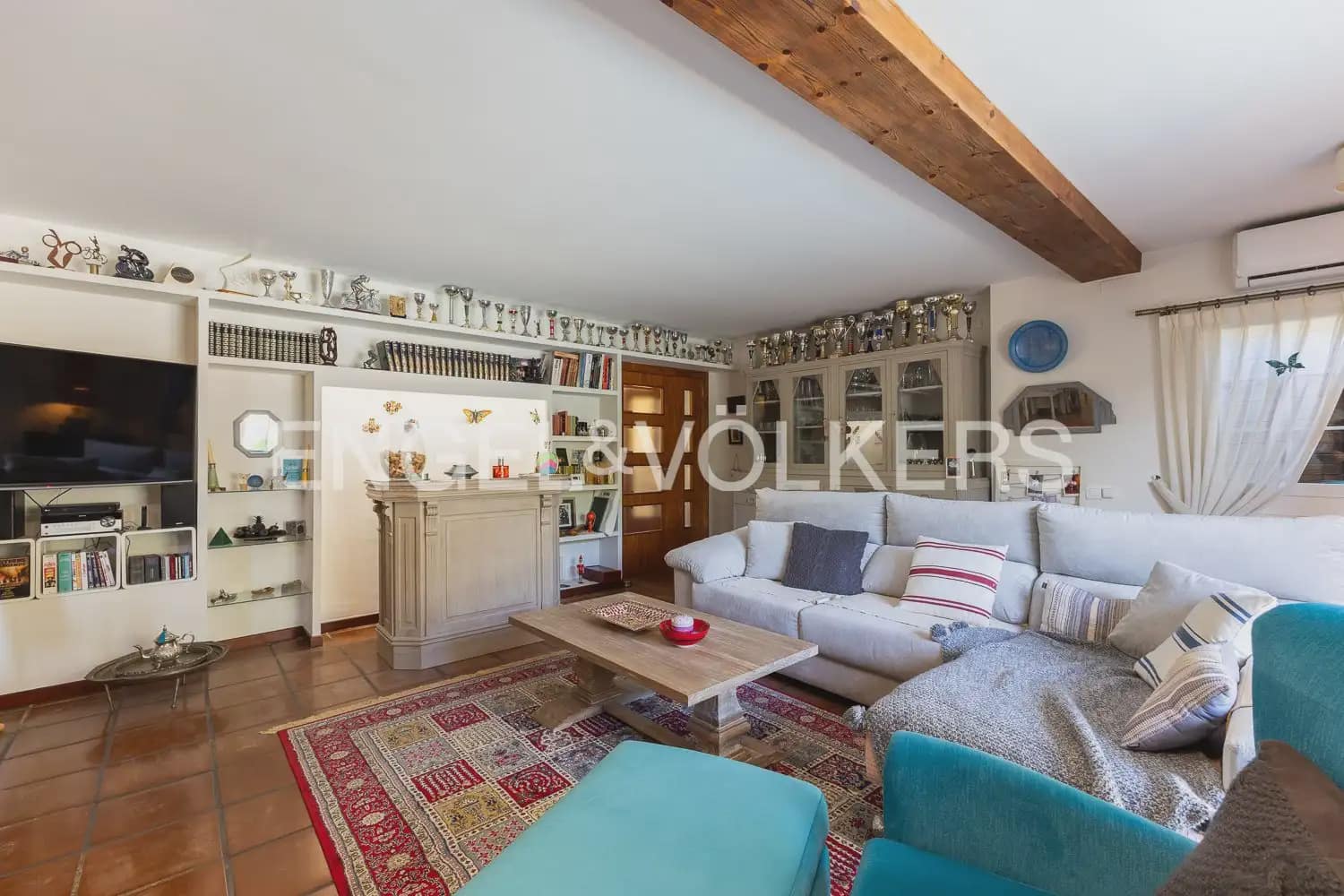 3 bedroom Villa for sale in Riba-roja de Turia with pool garage - € 680,000 (Ref: 9898049)