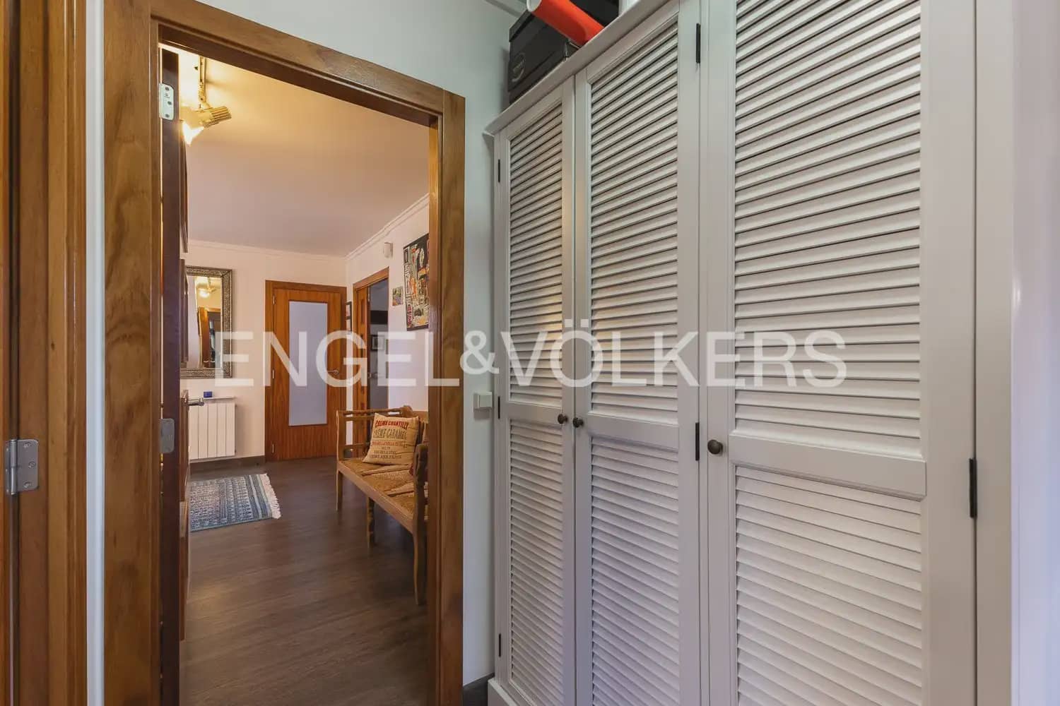 3 bedroom Villa for sale in Riba-roja de Turia with pool garage - € 680,000 (Ref: 9898049)
