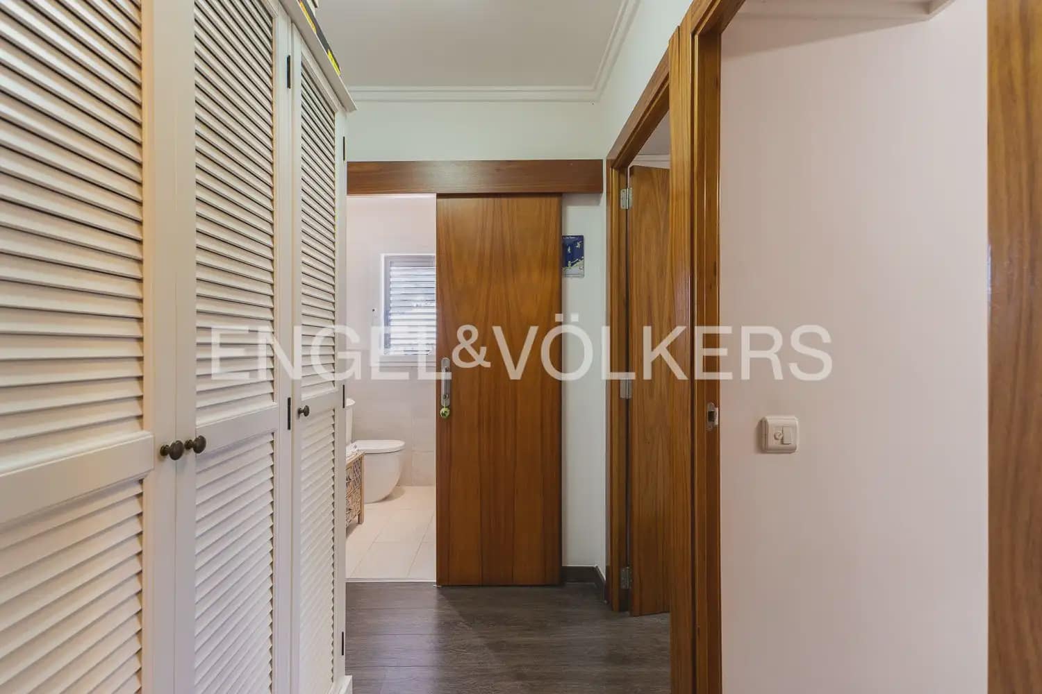 3 bedroom Villa for sale in Riba-roja de Turia with pool garage - € 680,000 (Ref: 9898049)